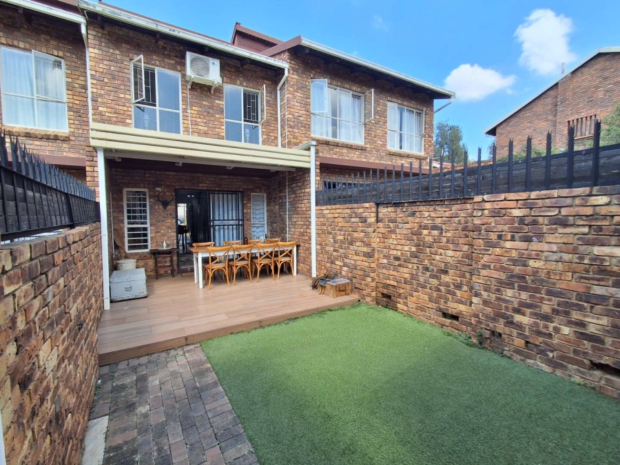 2 Bedroom Property for Sale in Monument Park Gauteng