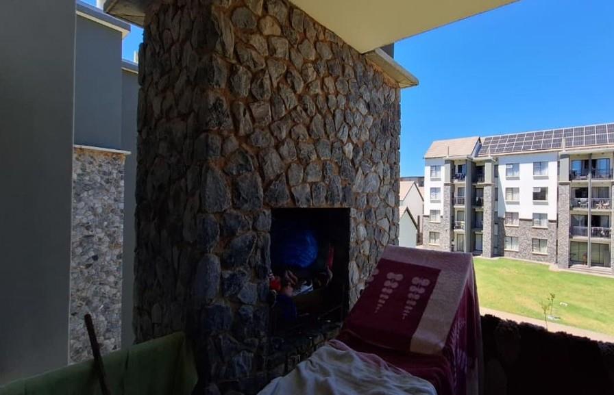 2 Bedroom Property for Sale in Glen Marais Gauteng