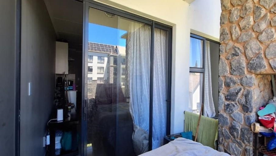 2 Bedroom Property for Sale in Glen Marais Gauteng