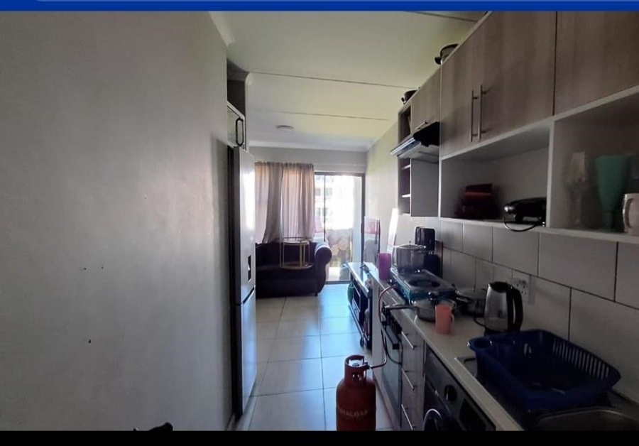 2 Bedroom Property for Sale in Glen Marais Gauteng