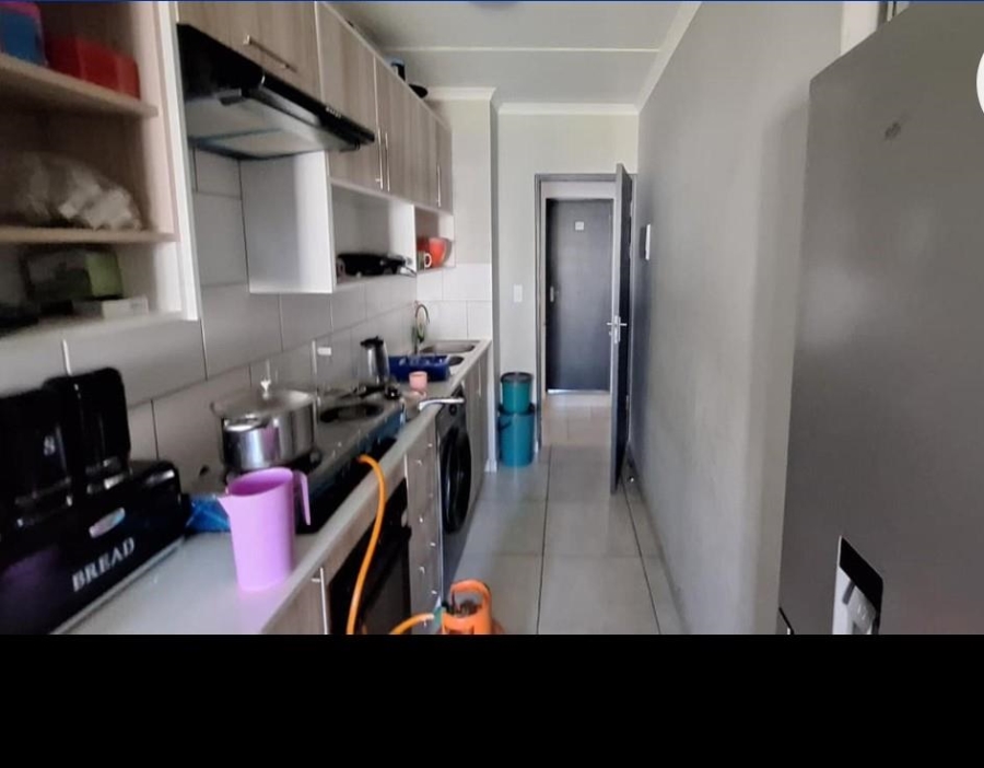 2 Bedroom Property for Sale in Glen Marais Gauteng