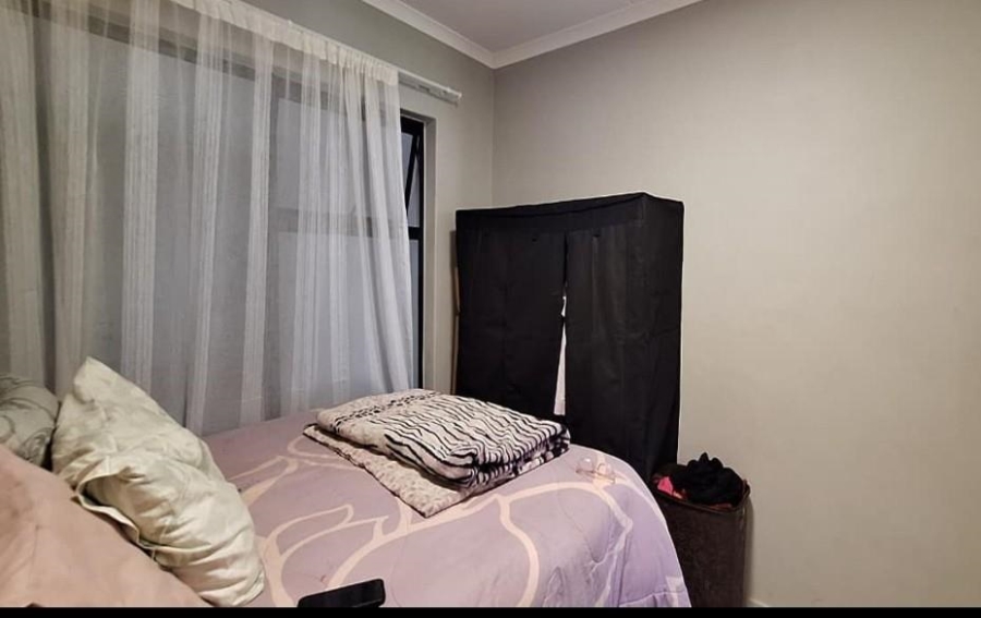 2 Bedroom Property for Sale in Glen Marais Gauteng