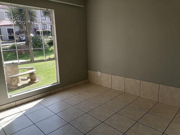 2 Bedroom Property for Sale in Oakdene Gauteng