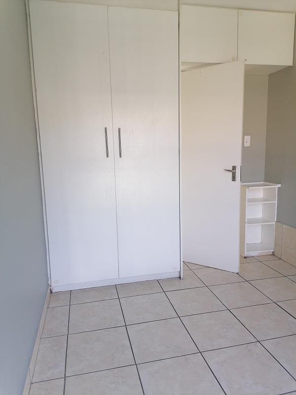 2 Bedroom Property for Sale in Oakdene Gauteng