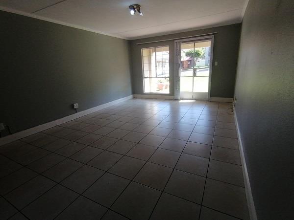 2 Bedroom Property for Sale in Oakdene Gauteng