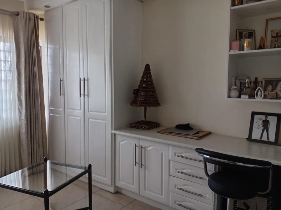 3 Bedroom Property for Sale in Lenasia Gauteng