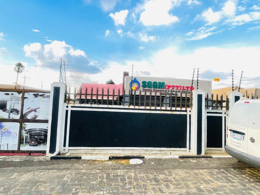 3 Bedroom Property for Sale in Roseacres Gauteng