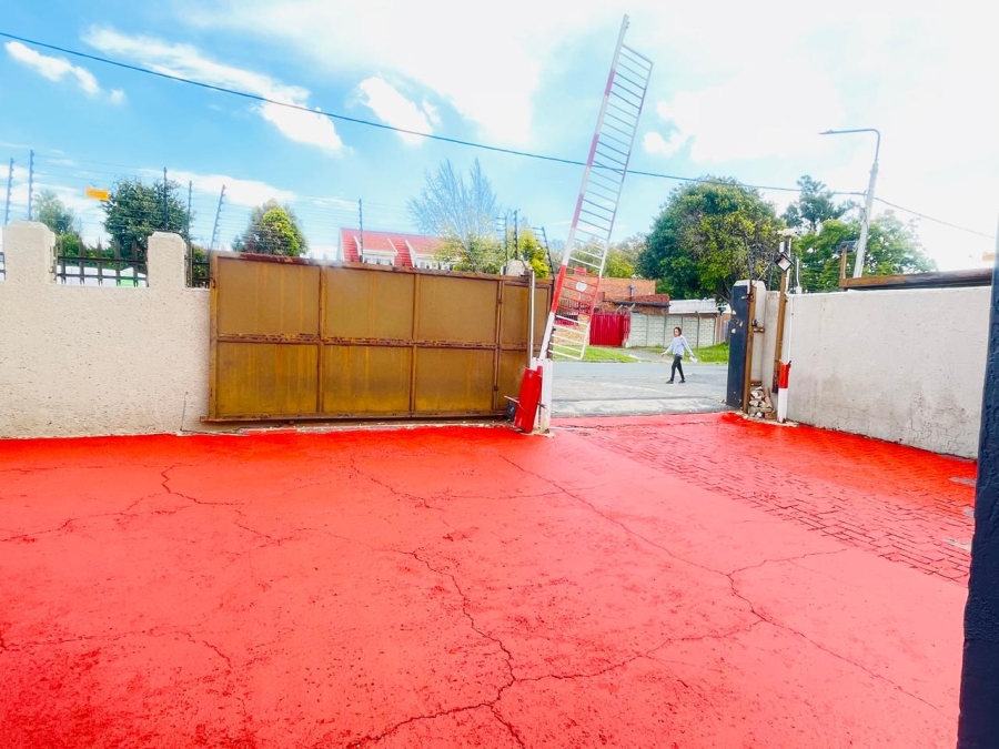 3 Bedroom Property for Sale in Roseacres Gauteng