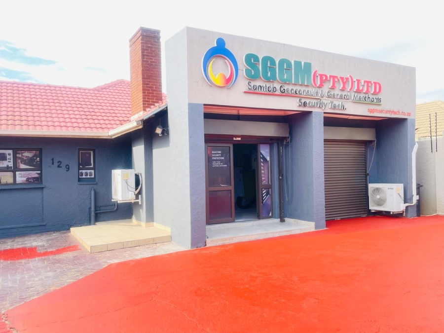 3 Bedroom Property for Sale in Roseacres Gauteng