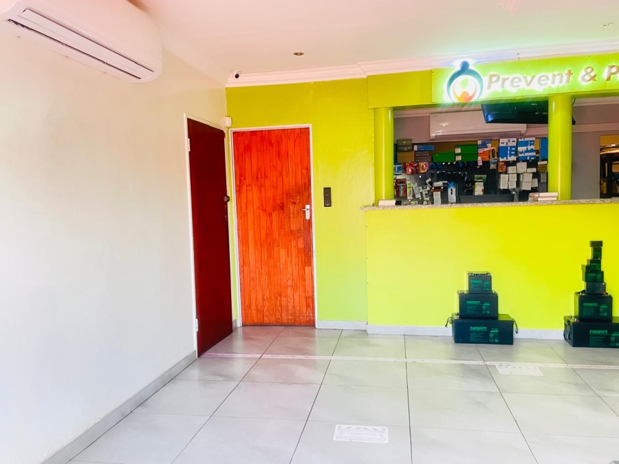 3 Bedroom Property for Sale in Roseacres Gauteng