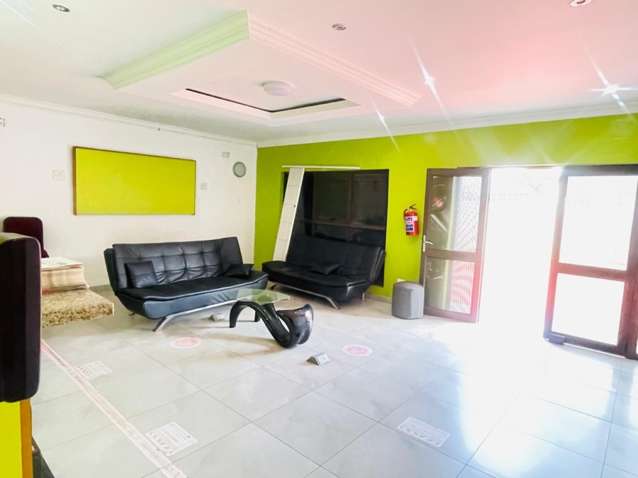 3 Bedroom Property for Sale in Roseacres Gauteng