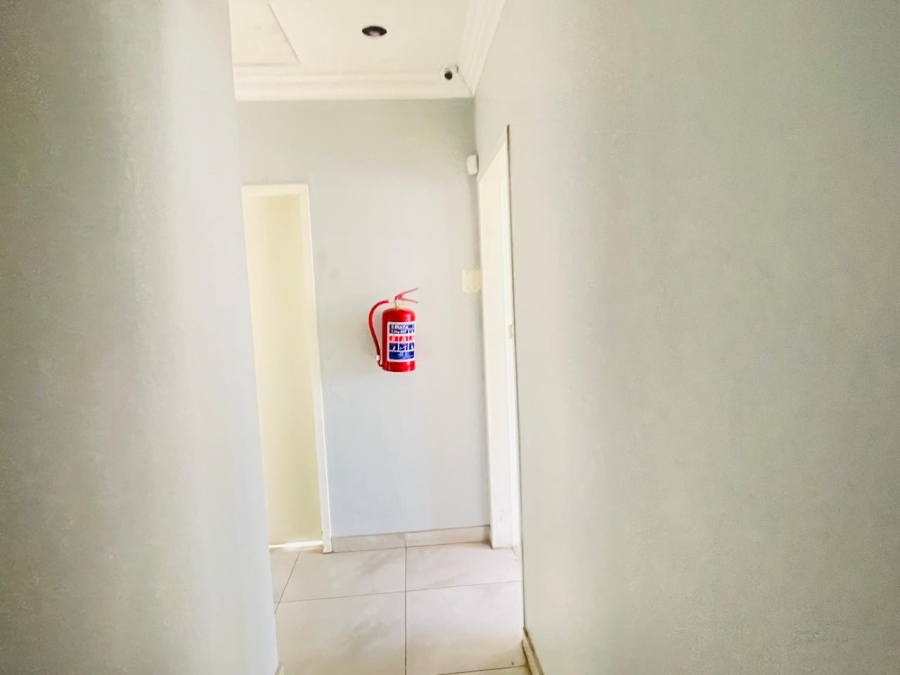3 Bedroom Property for Sale in Roseacres Gauteng