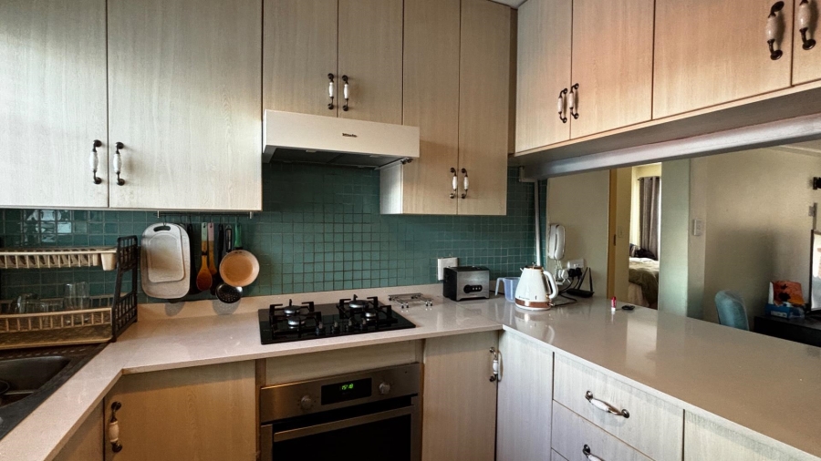 2 Bedroom Property for Sale in Faerie Glen Gauteng