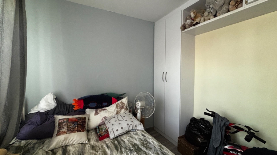 2 Bedroom Property for Sale in Faerie Glen Gauteng