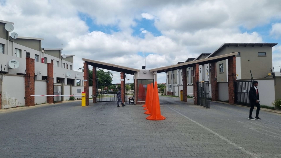 2 Bedroom Property for Sale in Midrand Gauteng