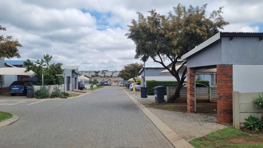 2 Bedroom Property for Sale in Midrand Gauteng