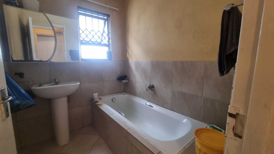 2 Bedroom Property for Sale in Midrand Gauteng