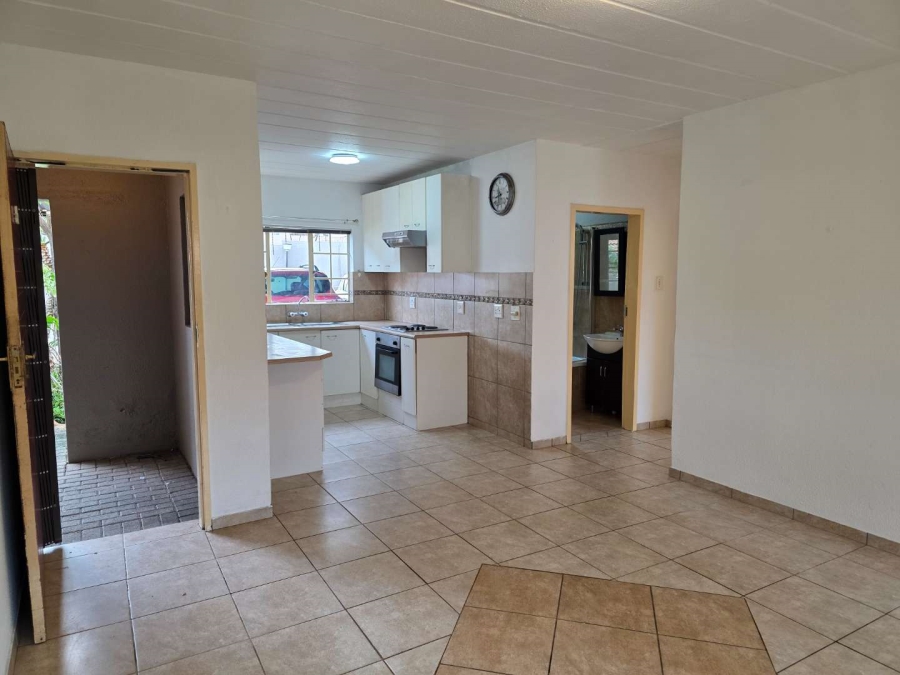 To Let 2 Bedroom Property for Rent in Randpark Ridge Gauteng