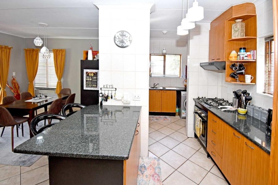 2 Bedroom Property for Sale in Craigavon Gauteng