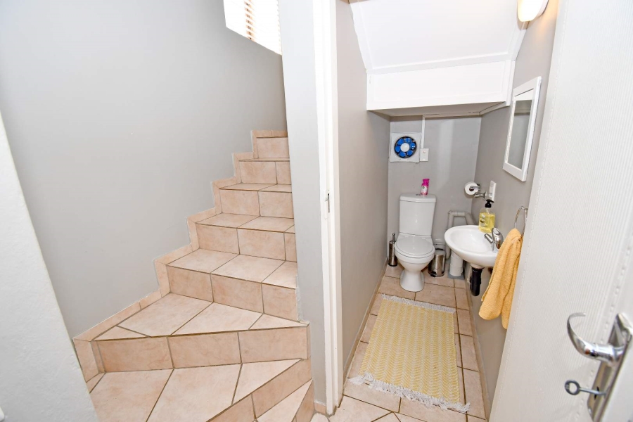2 Bedroom Property for Sale in Craigavon Gauteng