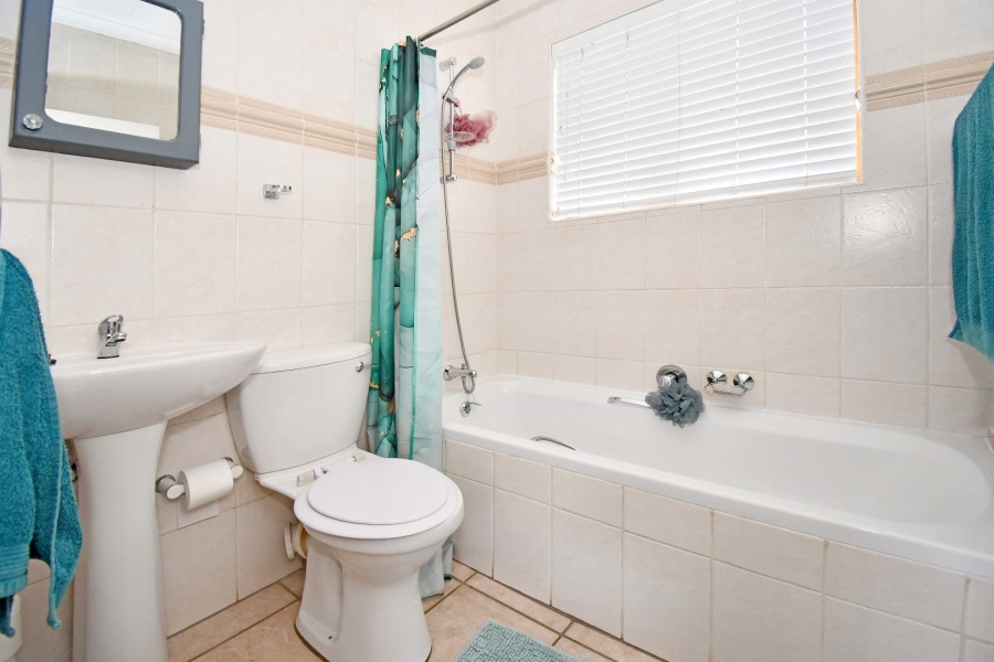 2 Bedroom Property for Sale in Craigavon Gauteng