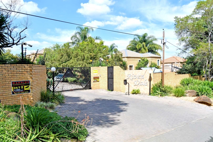 2 Bedroom Property for Sale in Craigavon Gauteng