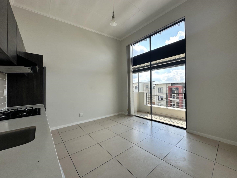 To Let 1 Bedroom Property for Rent in Fourways Gardens Gauteng