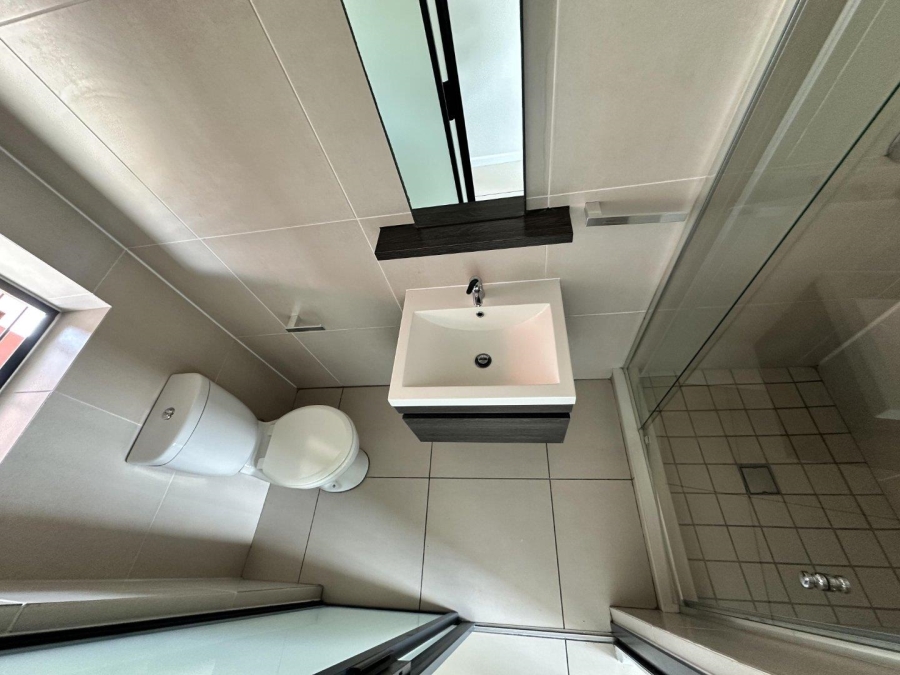 To Let 1 Bedroom Property for Rent in Fourways Gardens Gauteng