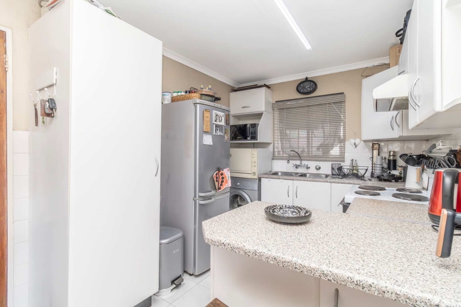 2 Bedroom Property for Sale in Northwold Gauteng