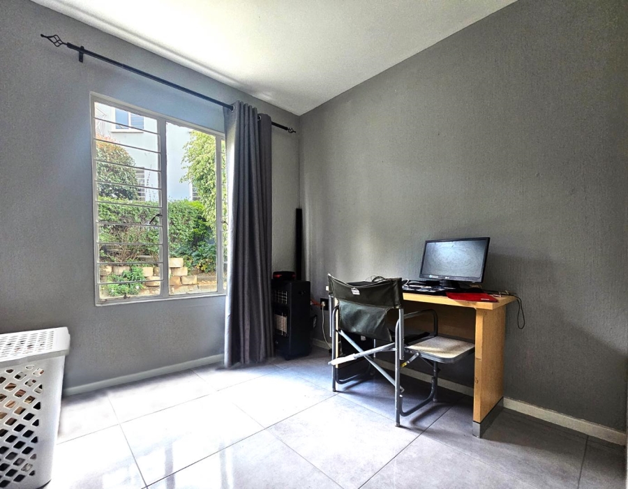 2 Bedroom Property for Sale in Radiokop Gauteng