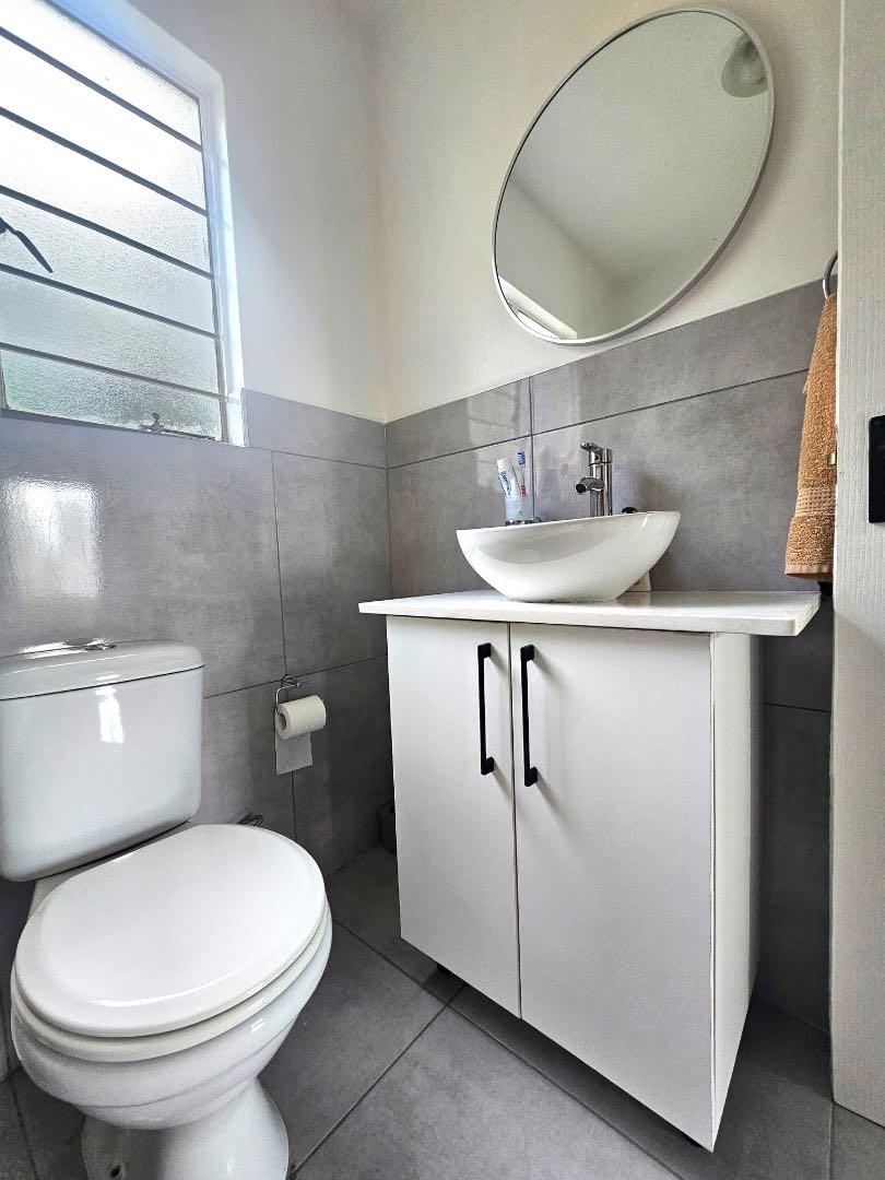 2 Bedroom Property for Sale in Radiokop Gauteng