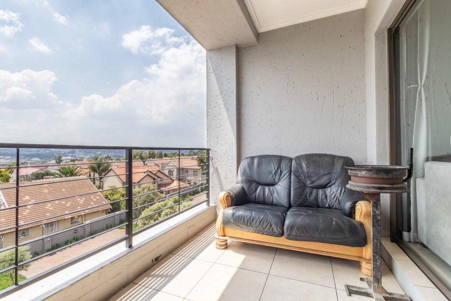 To Let 2 Bedroom Property for Rent in Barbeque Downs Gauteng