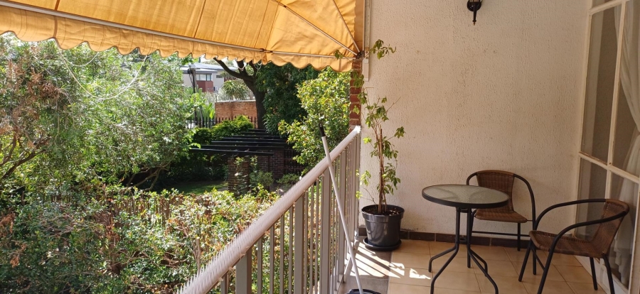 To Let 2 Bedroom Property for Rent in Benmore Gardens Gauteng