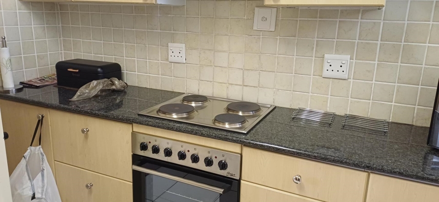 To Let 2 Bedroom Property for Rent in Benmore Gardens Gauteng