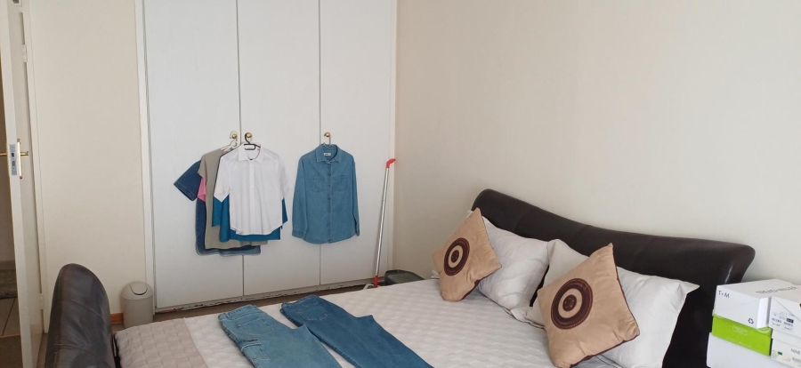 To Let 2 Bedroom Property for Rent in Benmore Gardens Gauteng