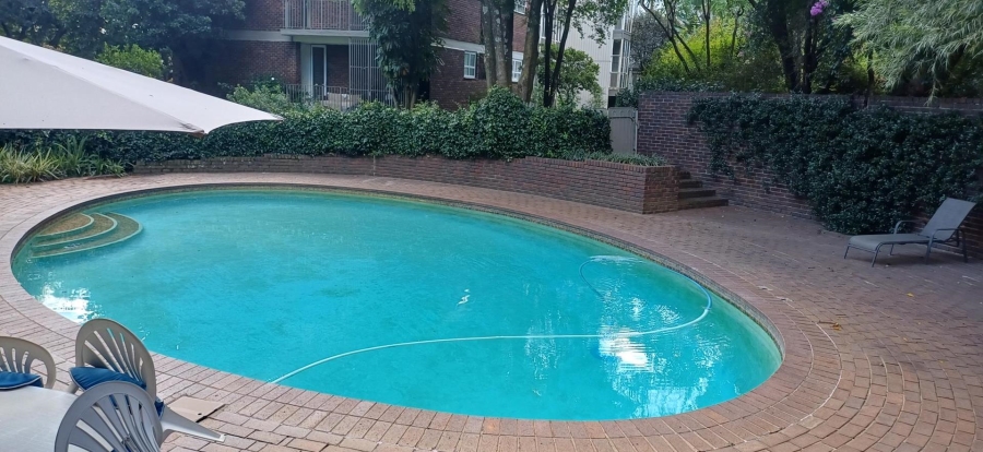 To Let 2 Bedroom Property for Rent in Benmore Gardens Gauteng