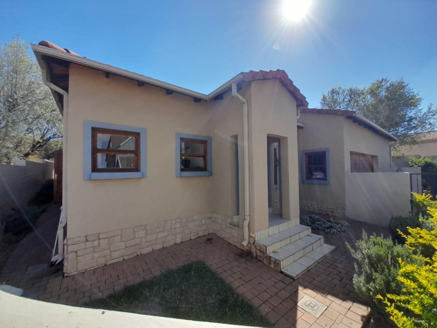 3 Bedroom Property for Sale in Willaway A H Gauteng