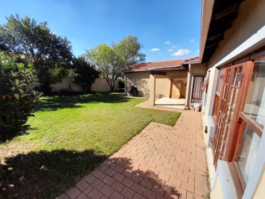 3 Bedroom Property for Sale in Willaway A H Gauteng