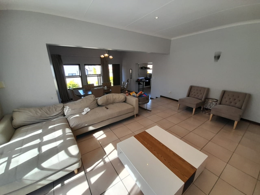 3 Bedroom Property for Sale in Willaway A H Gauteng