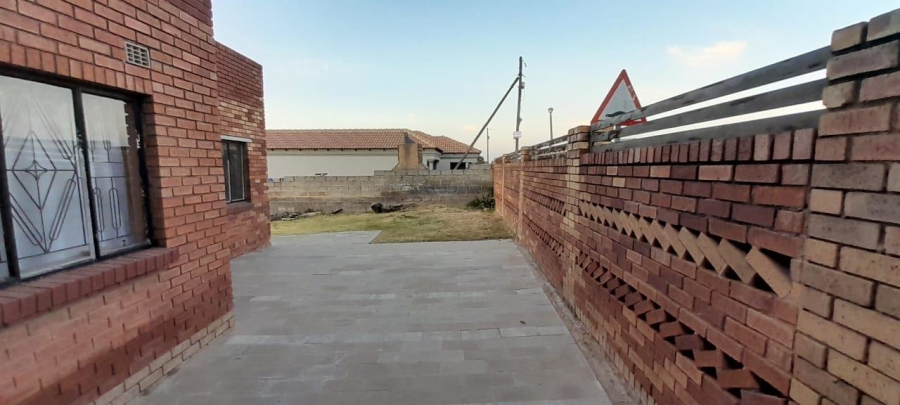 3 Bedroom Property for Sale in Tembisa Gauteng