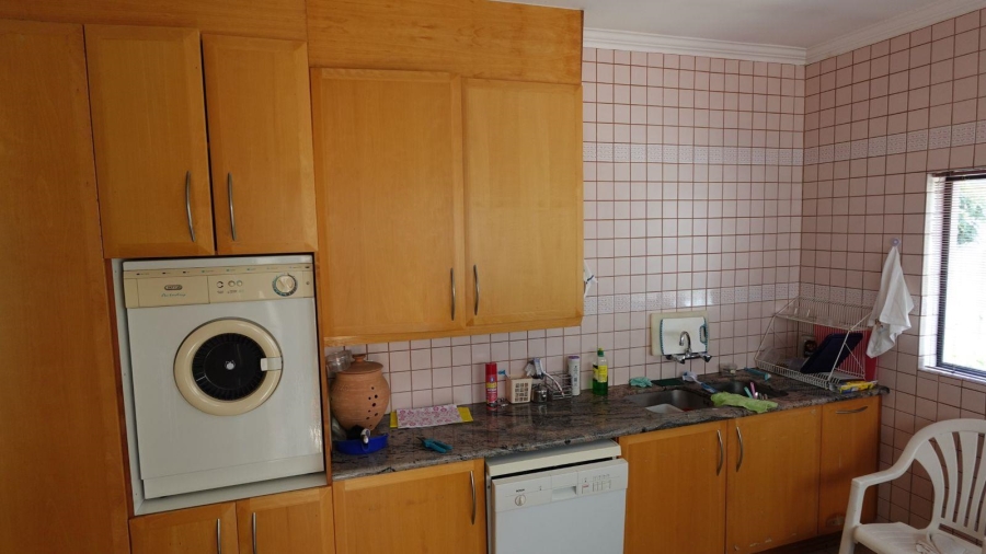 3 Bedroom Property for Sale in Silver Lakes Golf Estate Gauteng
