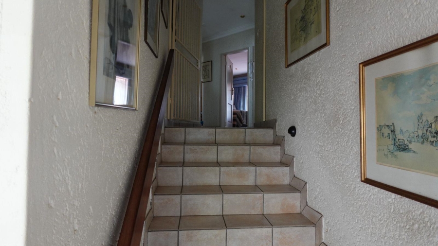 3 Bedroom Property for Sale in Silver Lakes Golf Estate Gauteng