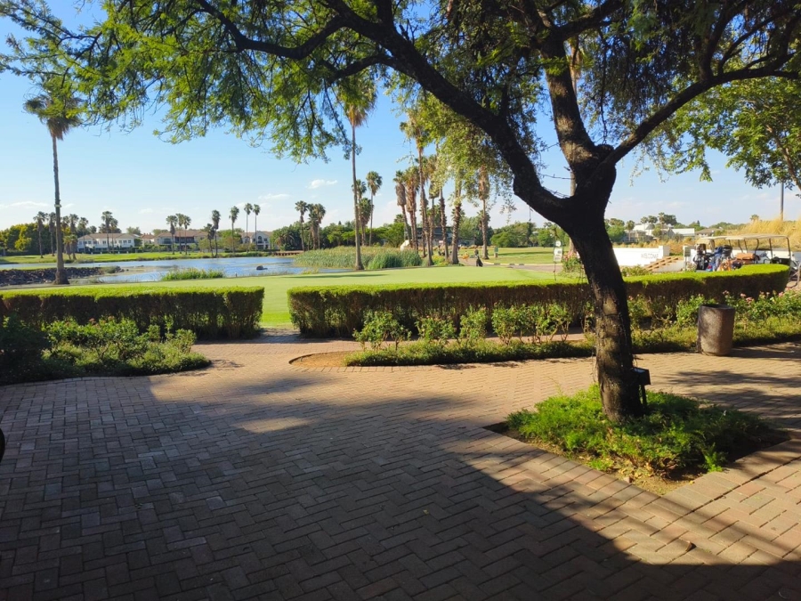 3 Bedroom Property for Sale in Silver Lakes Golf Estate Gauteng