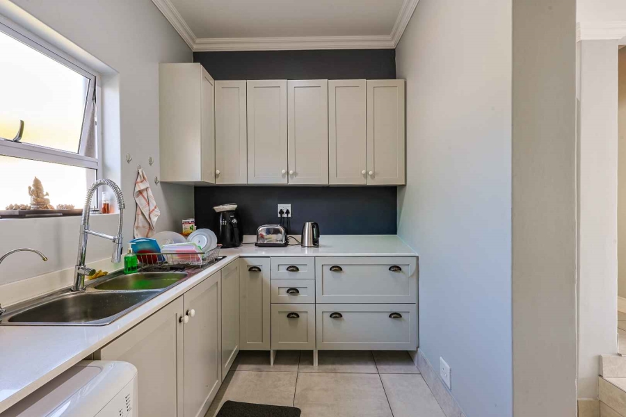 5 Bedroom Property for Sale in Country View Estate Gauteng