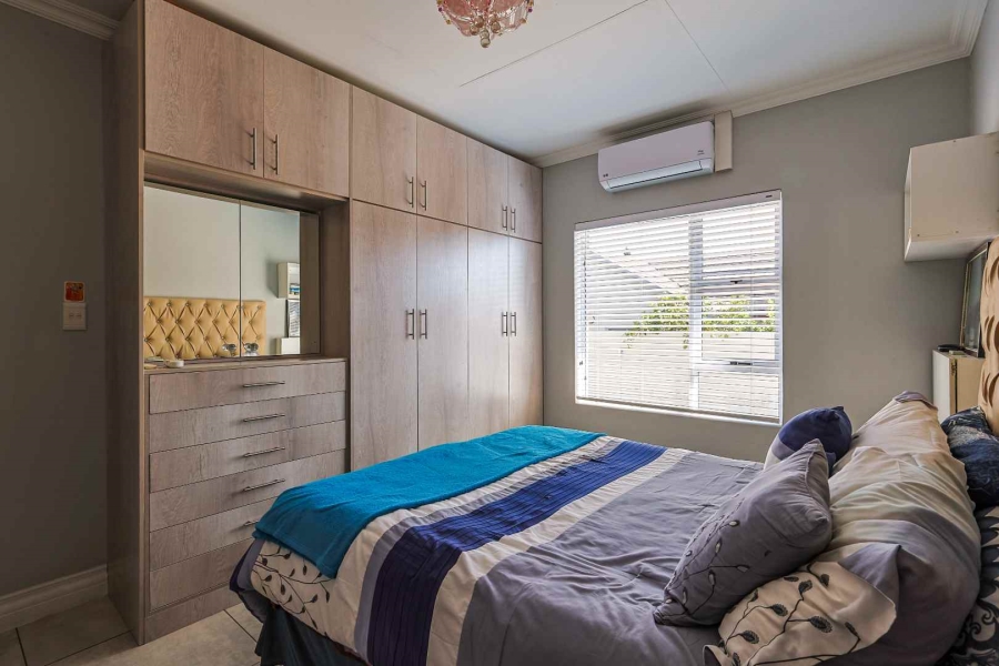 5 Bedroom Property for Sale in Country View Estate Gauteng