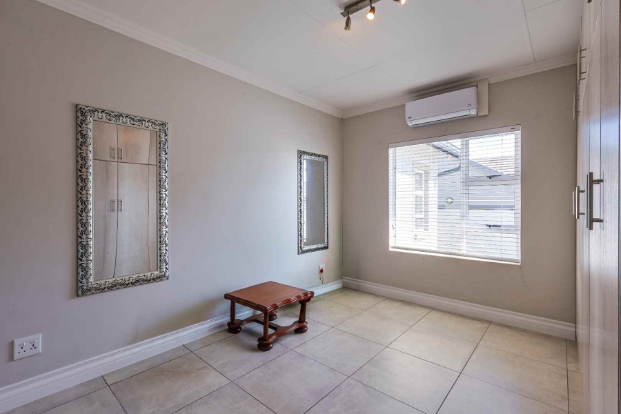 5 Bedroom Property for Sale in Country View Estate Gauteng