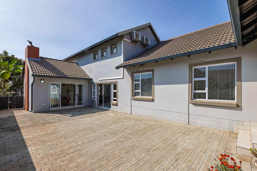 5 Bedroom Property for Sale in Country View Estate Gauteng