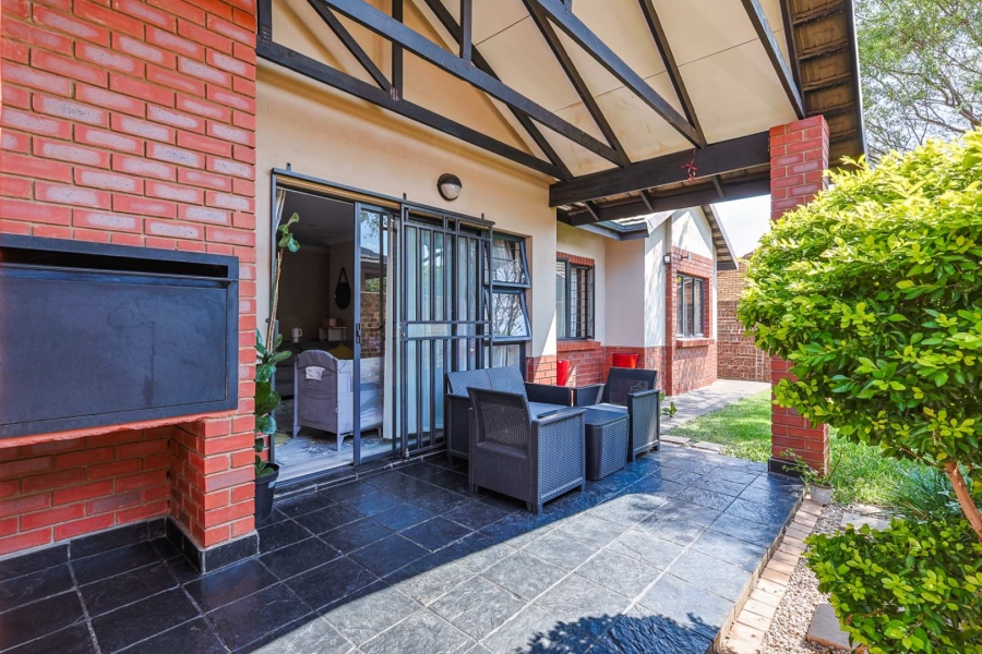 3 Bedroom Property for Sale in Equestria Gauteng
