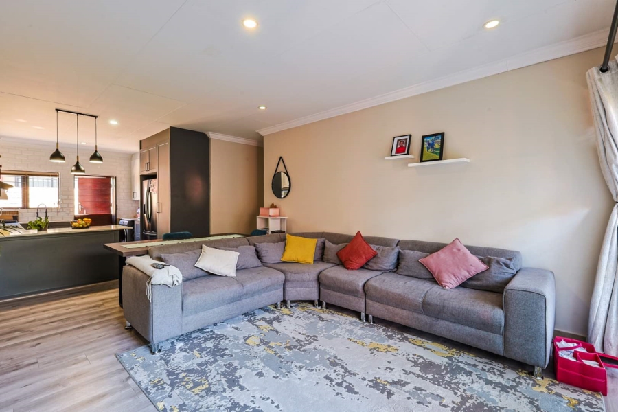 3 Bedroom Property for Sale in Equestria Gauteng