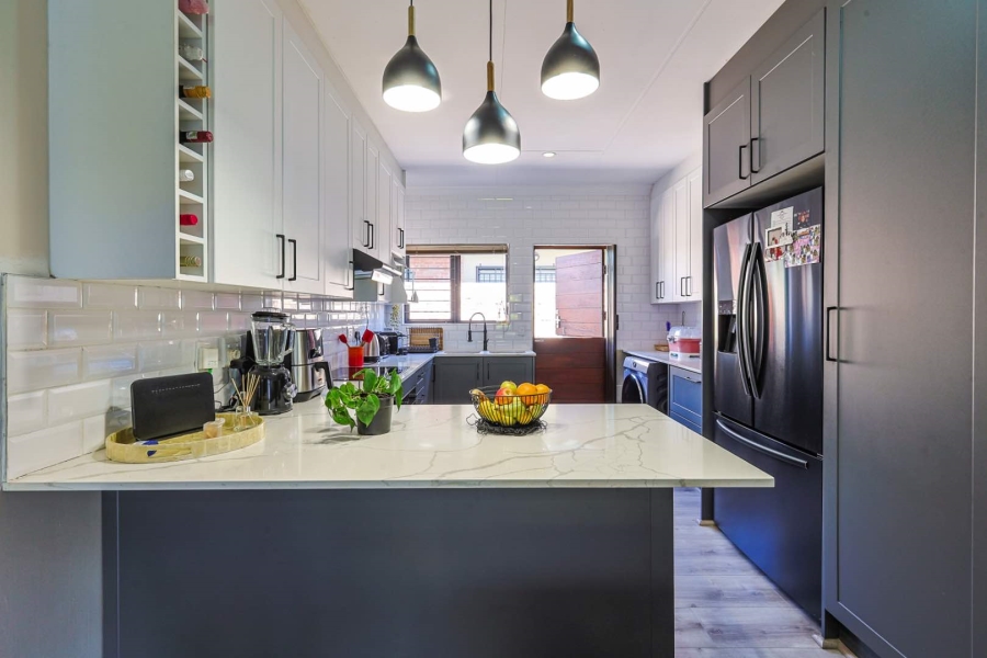 3 Bedroom Property for Sale in Equestria Gauteng